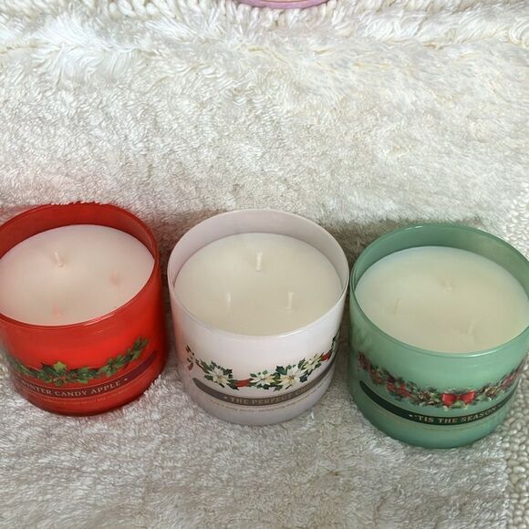 Bath and Body Works Bow Lid Candles - Picture 2 of 6